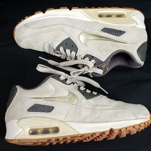 Nike Air Max 90 Premium Suede   